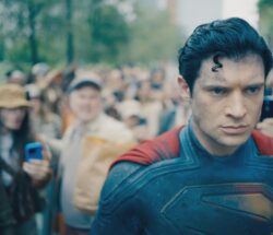 superman2025crowd01